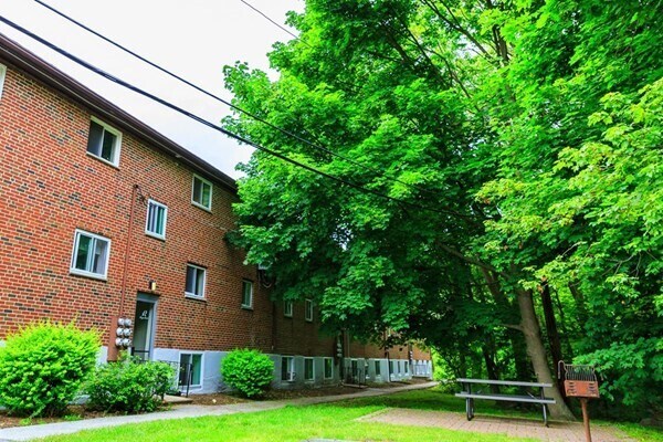 Building Photo - 14 Bryon Rd