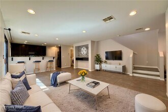 Building Photo - 9937 Baron Coast St