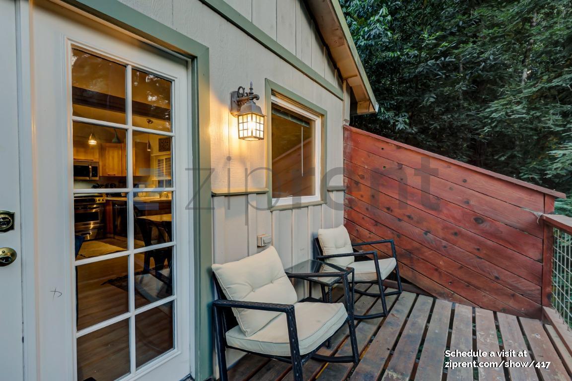 Building Photo - 17363 Park Ave