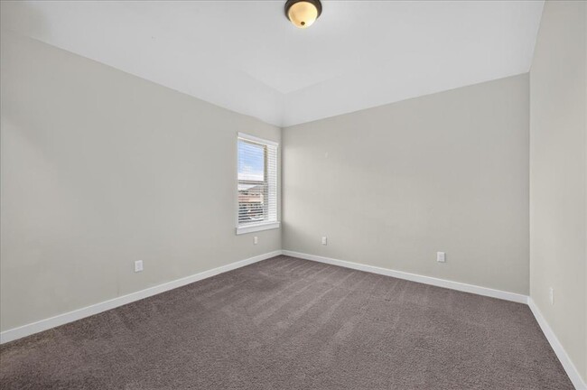 Building Photo - 1330 Stone Manor Trail