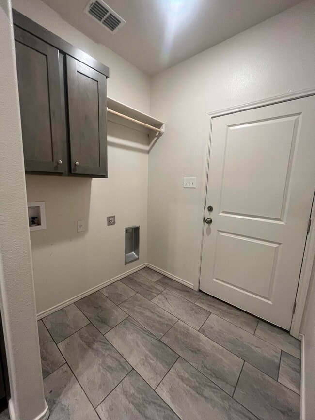 Building Photo - 2613 136th St