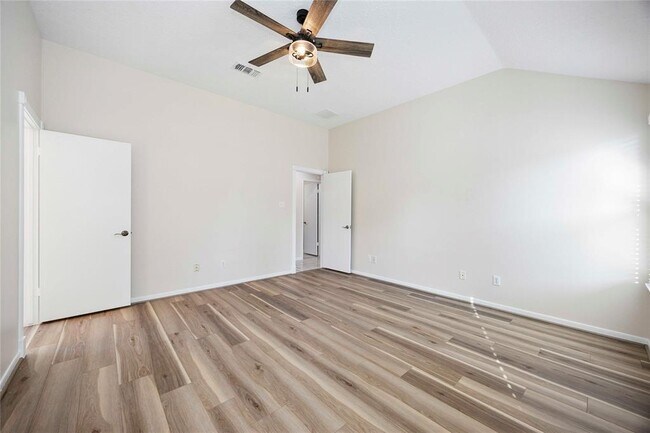 Building Photo - 8707 Orchard Ln