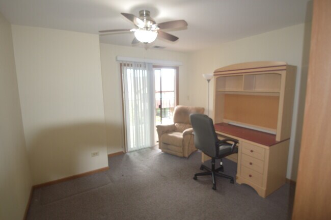 Building Photo - 651 Hapsfield Ln
