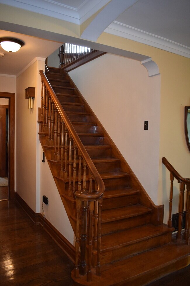 Building Photo - 724 Cty A12