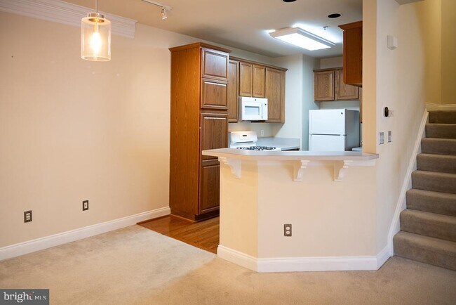 Building Photo - 5115 Grimm Dr