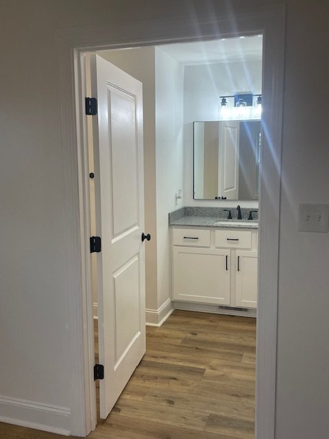 Building Photo - Stunning New Build 2 Bed / 2 Full Bath Bui...