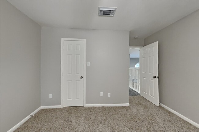 Building Photo - 12710 Autumn Glen Dr