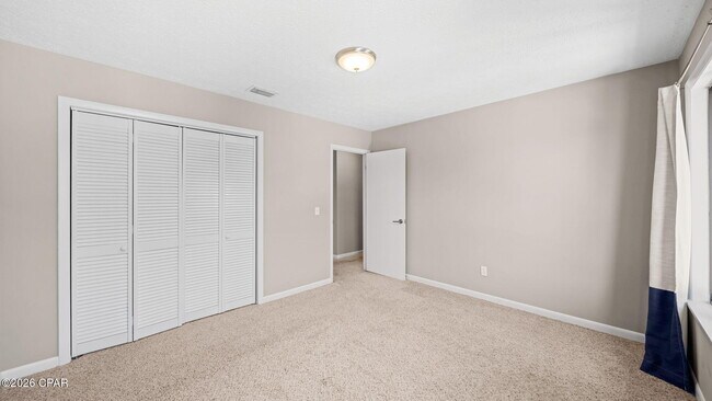 Building Photo - 134 Marlin Cir