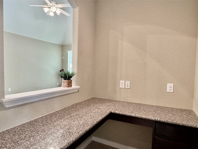 Building Photo - 6418 Burgess Heights Ln