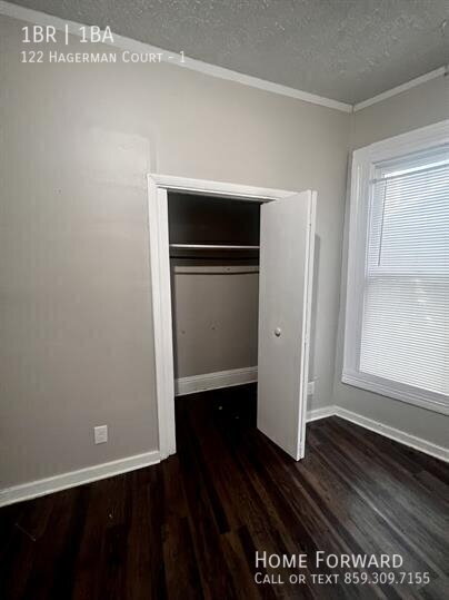 Building Photo - 122 Hagerman Ct