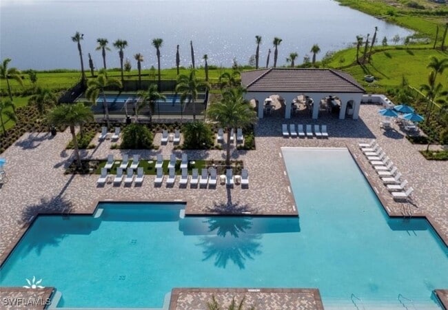 Building Photo - 5105 Panella Ave