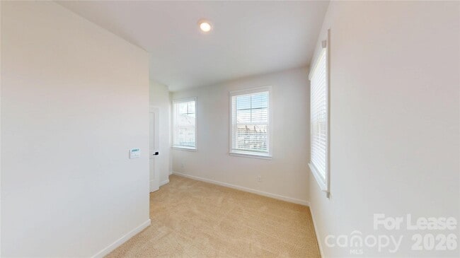 Building Photo - 3640 Spencer St