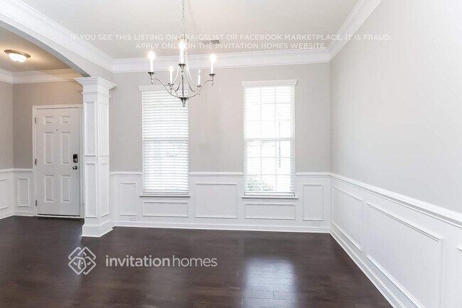 Building Photo - 617 Augustus Lane