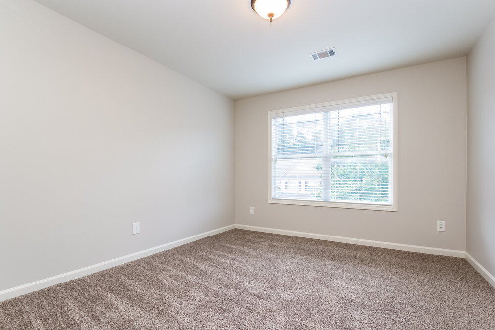 Building Photo - 494 Strawberry Walk