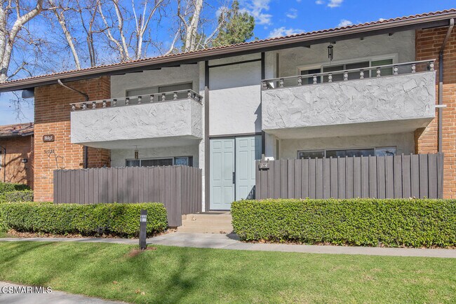 Building Photo - 31555 Lindero Canyon Rd