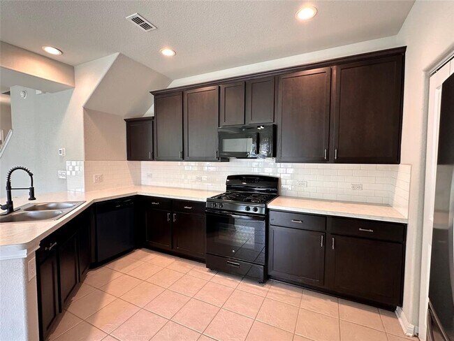 Building Photo - 500 Ferrule Dr