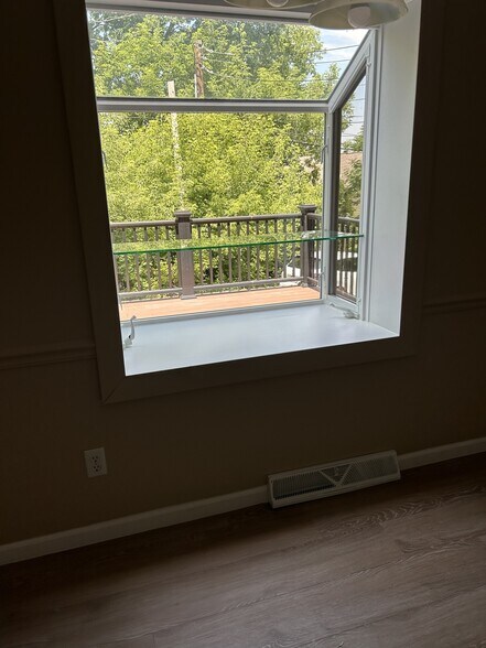 Garden Window - 13350 W Bluemound Rd