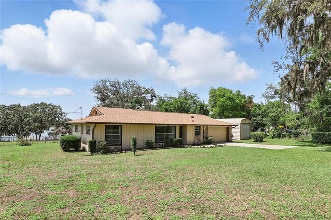 Building Photo - 2343 Greenacre Rd