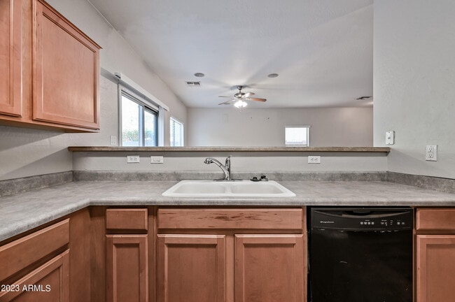 Building Photo - 7026 Cesar St