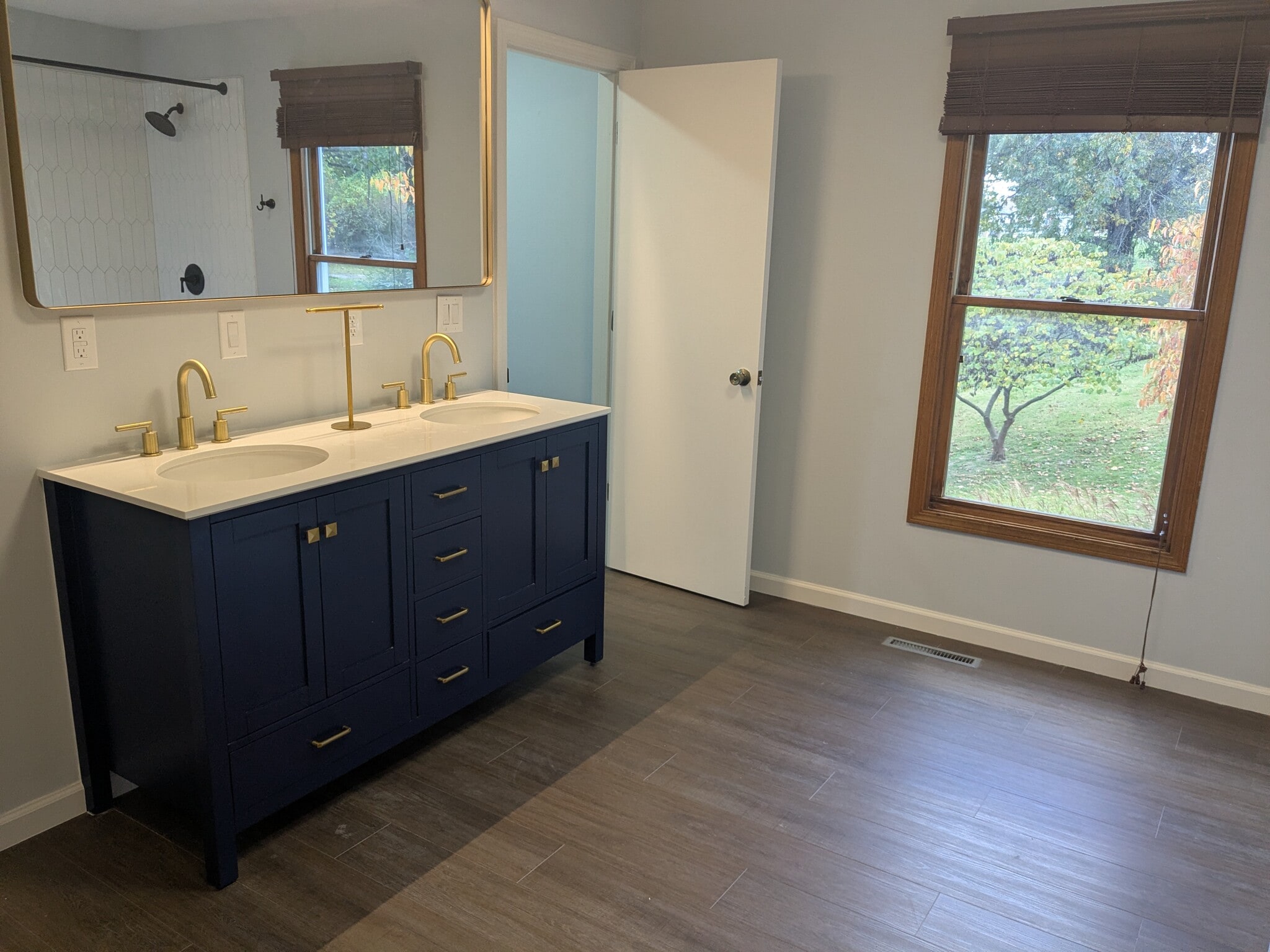 Building Photo - 1306 Marion Dr