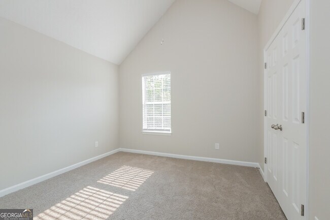 Building Photo - 3623 Salem Hills Dr