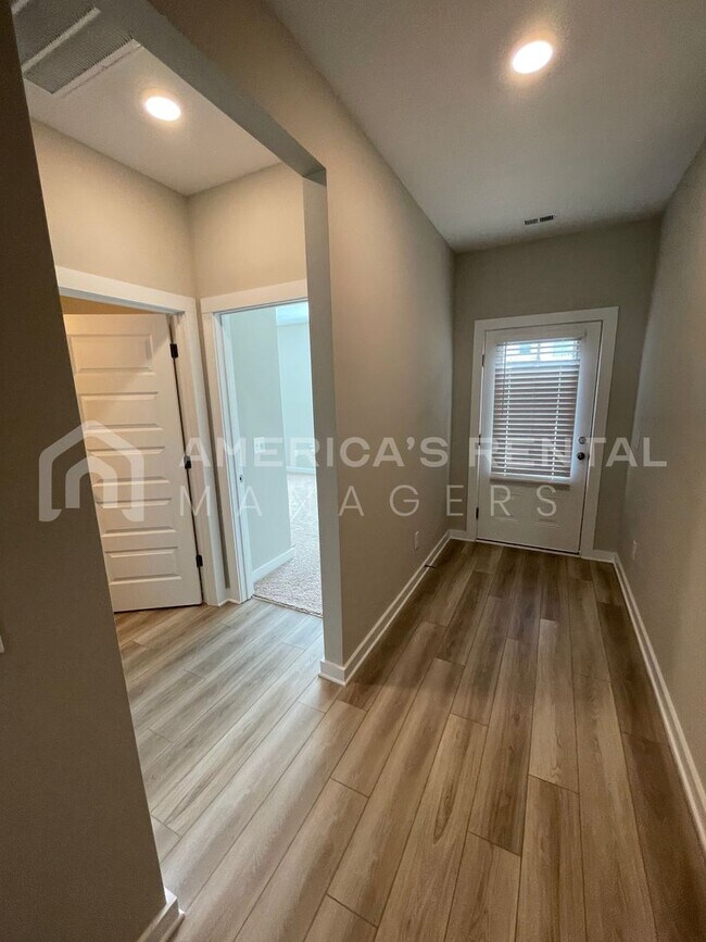 Building Photo - Roomy Home for Rent in Cullman, AL…6 Foot Privacy Fence. AVAILABLE NOW!!