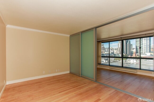 Building Photo - 300 3rd St
