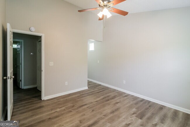 Building Photo - 229 Lossie Ln