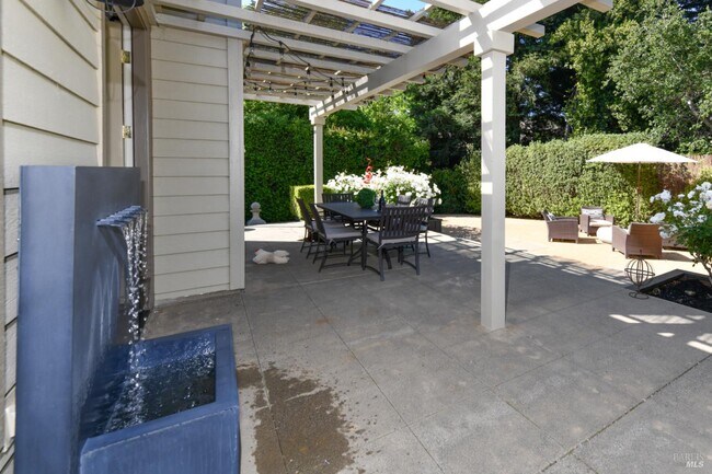 Building Photo - 1571 Voorhees Cir