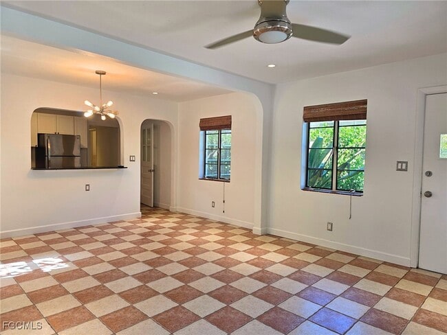 Building Photo - 1534 Avalon Pl