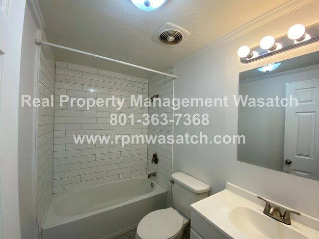 Building Photo - Take a Look at This 4 Bedroom 2 Bathroom Home in West Jordan UT!!