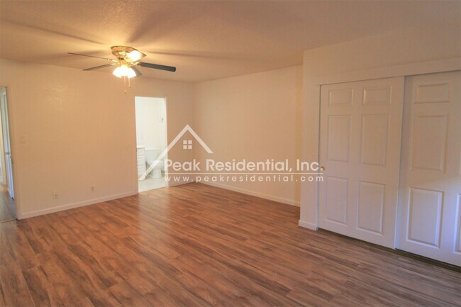 Building Photo - Charming 3bd/2ba Foothill Farms Home With 2 Car Garage!