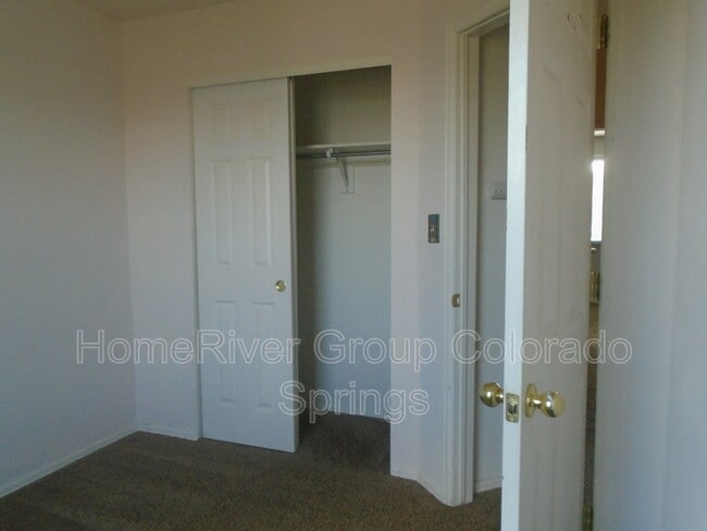 Building Photo - 6262 Baxter Dr