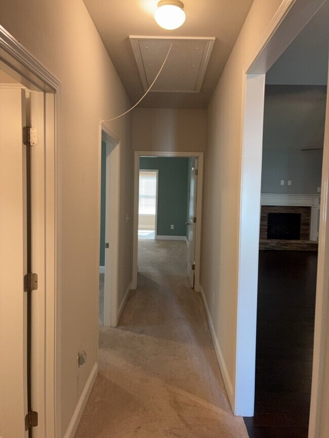Building Photo - 1039 Drakes Crossing