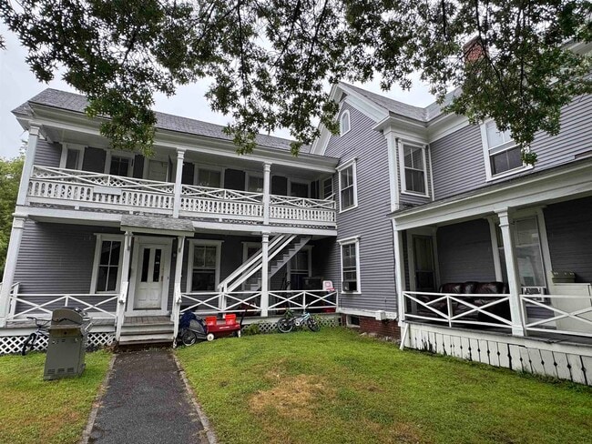 Building Photo - 154 Washington St