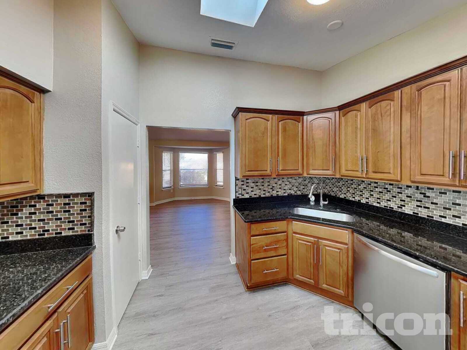 Building Photo - 801 Maraval Ct