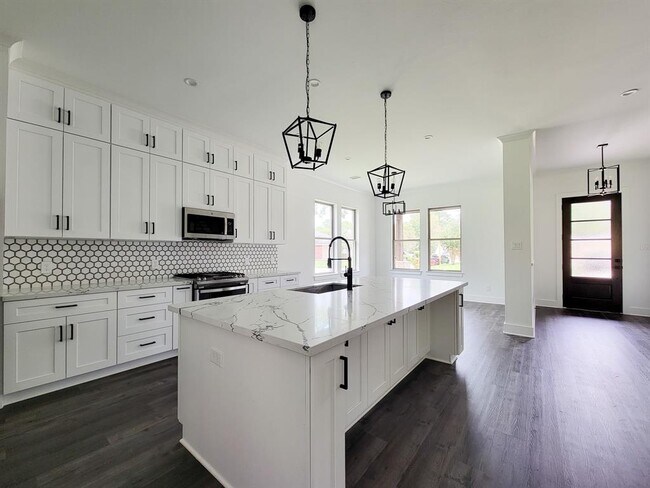Building Photo - 18219 Polo Meadow Dr