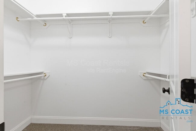 Building Photo - 848 Reunion Pl Cir