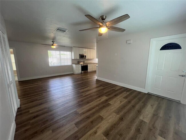 Building Photo - 2377 Starlite Ln