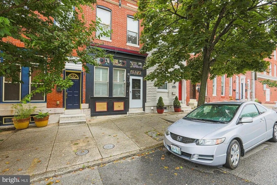 Building Photo - 127 N Patterson Park Ave