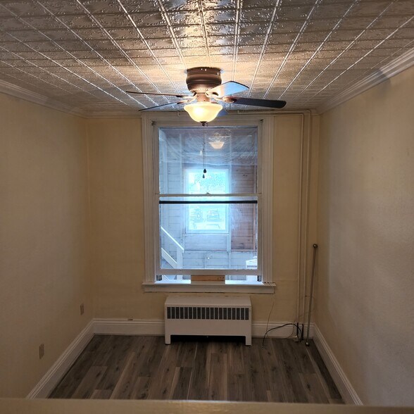 Building Photo - 325 State St