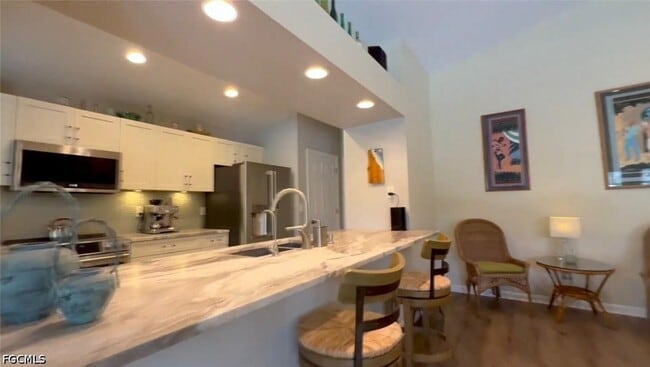 Building Photo - 720 White Sand Dr