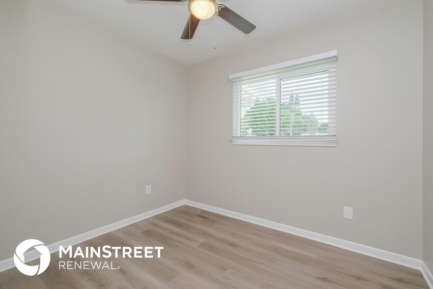 Building Photo - 5510 93rd Ave N