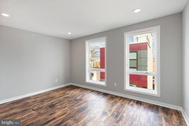 Building Photo - 815 Perkiomen St