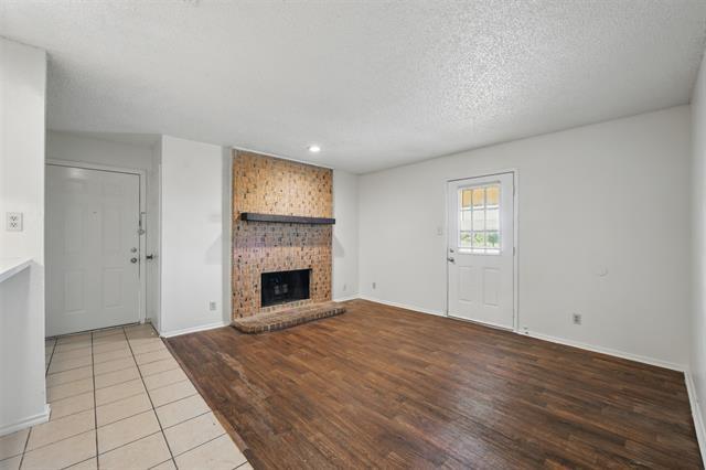 Building Photo - 6196 Vega Dr