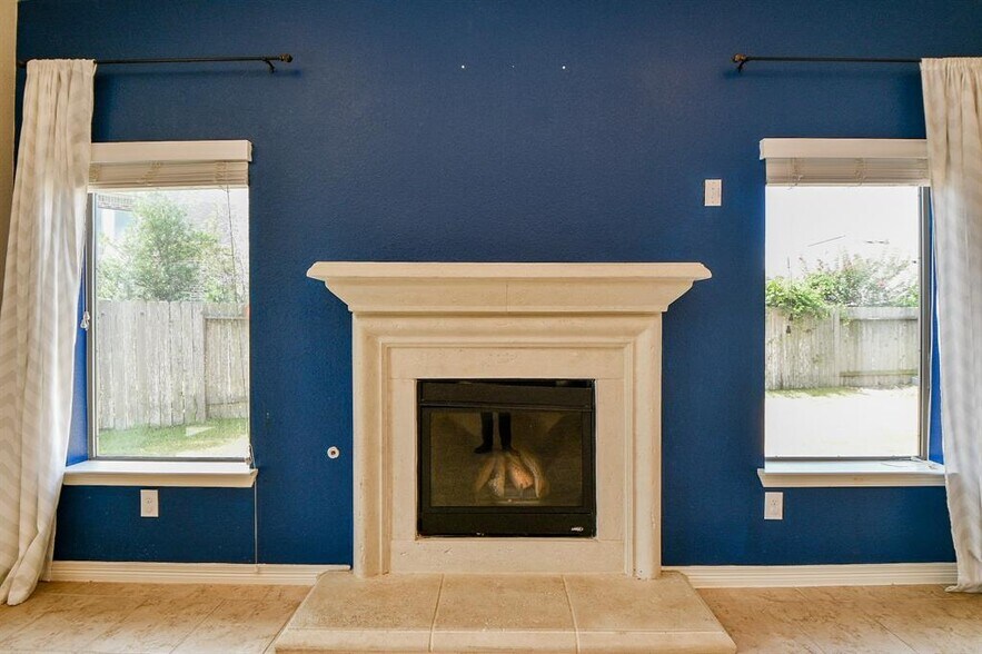 Building Photo - 27403 Bentridge Park Ln