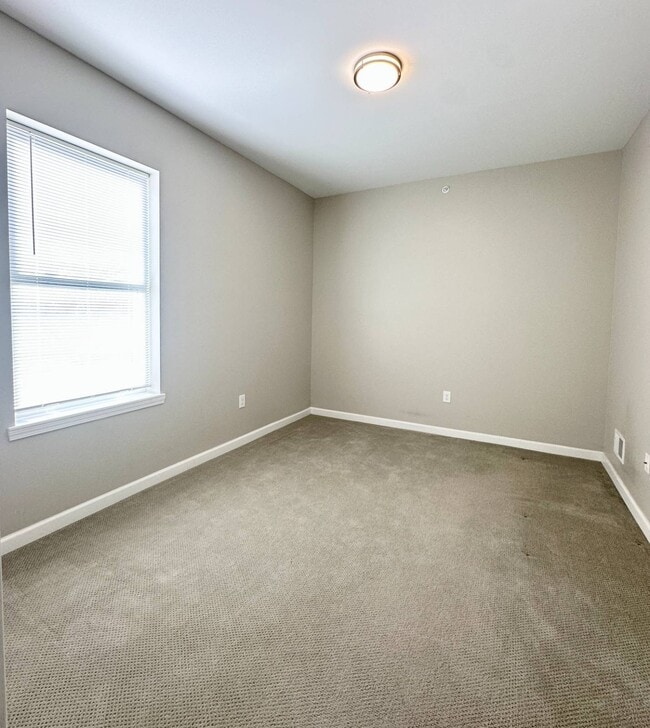 Building Photo - 1 Exchange St