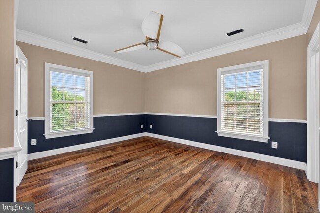 Building Photo - 13071 Haddonfield Ln
