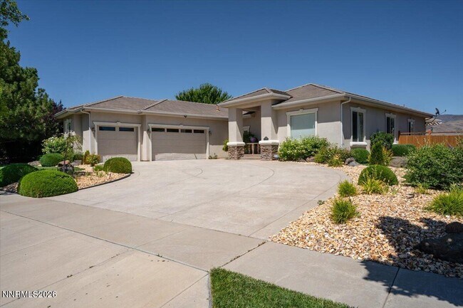 Building Photo - 7330 Island Queen Dr