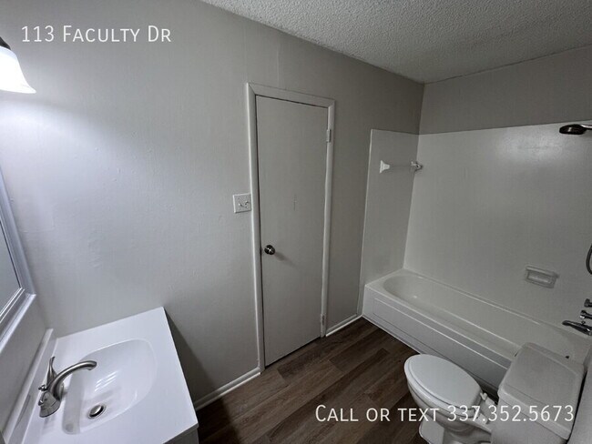 Building Photo - 113 Faculty Dr